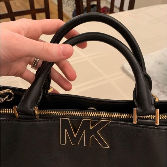 Michael Kors Florence Large Satchel with crossbody straps - Picture 5 of 9